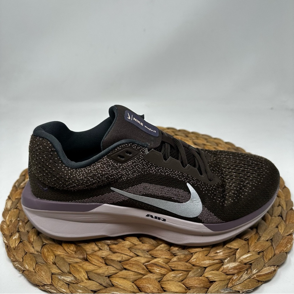 NIKE Winflo 11 Running Shoes Brown Purple Size 9 Women's